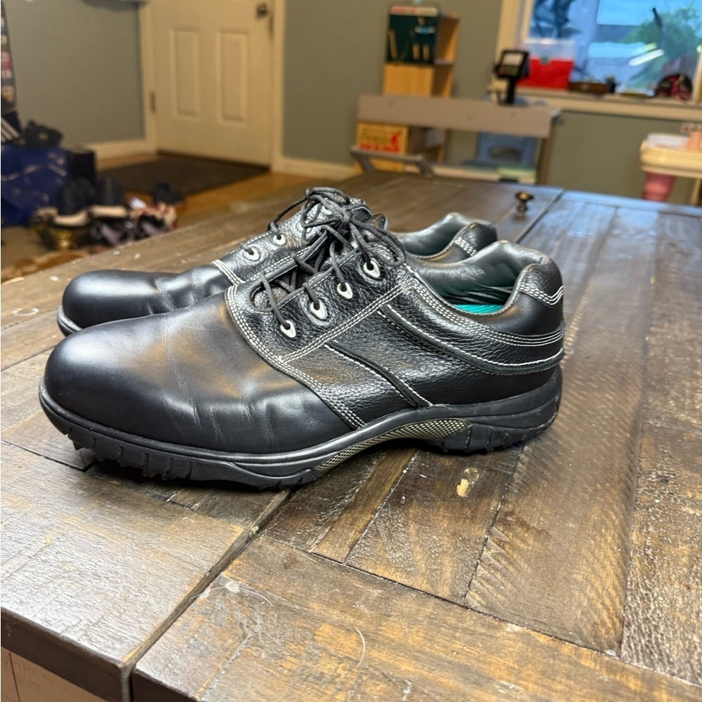 FootJoy Golf Shoes Women’s Black Leather Golf Shoes Size 10 SoftSpikes - Picture 5 of 13